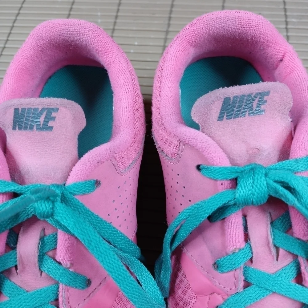 Nike Flex 2012 Women Pink Athletic Running Shoes Size 9.5 #512108-602 EUC. 250pe